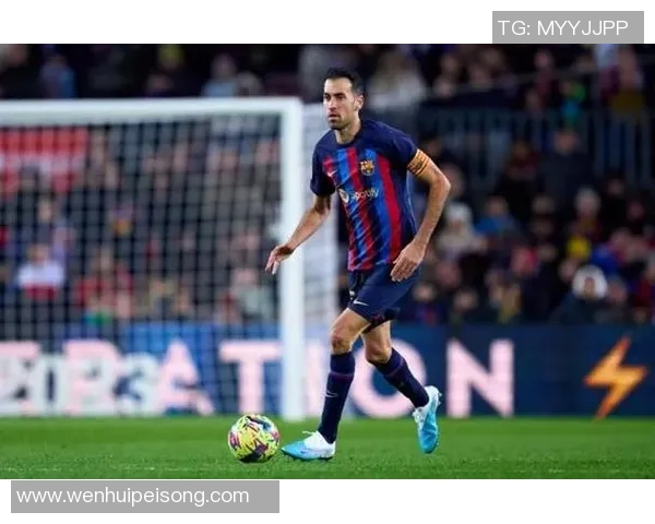 足球明星签名书精美图片欣赏带你领略球场传奇的风采与魅力